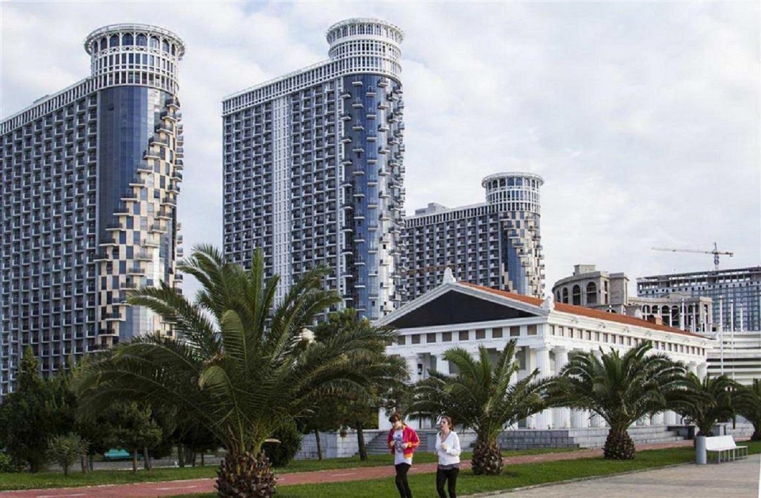 Orbi Sea Towers Batumi Apartment Bagian luar foto