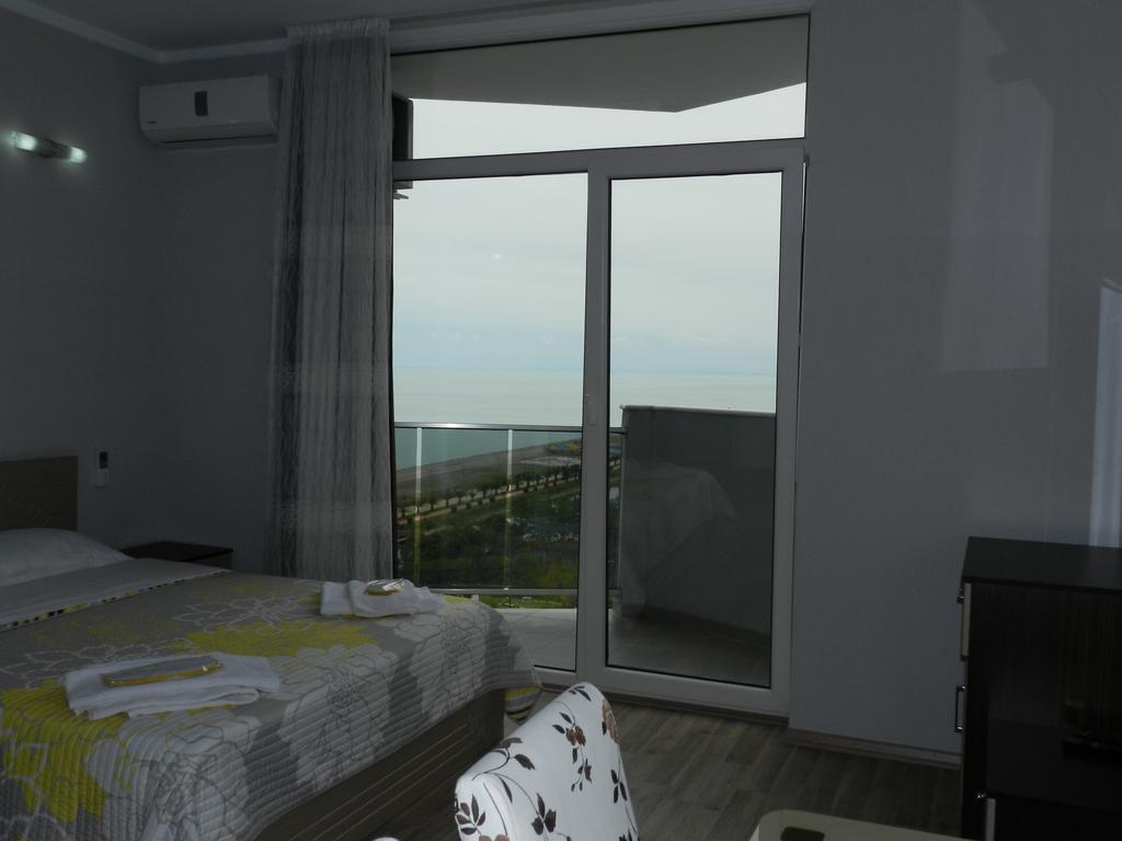 Orbi Sea Towers Batumi Apartment Bagian luar foto